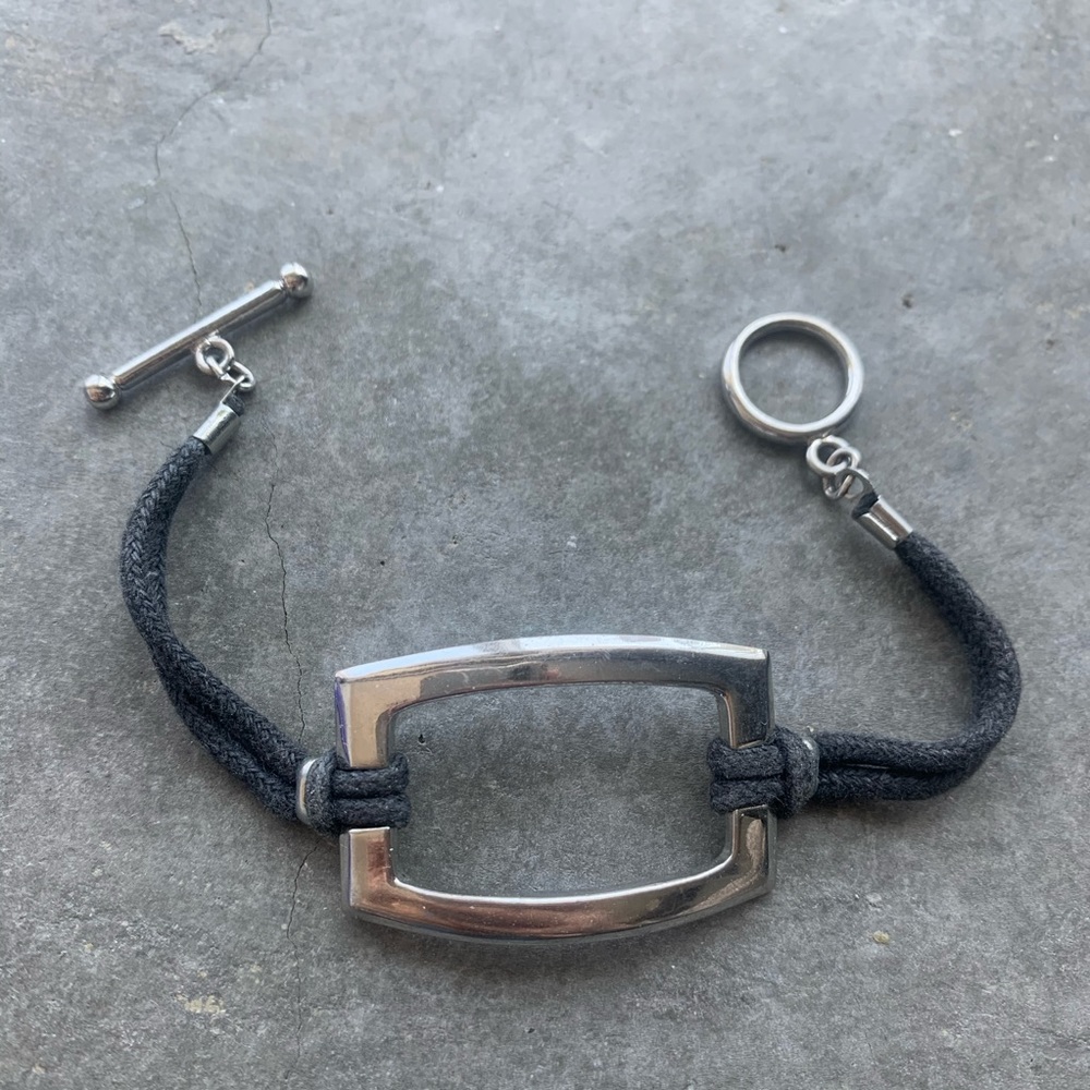 Frame Bracelet - Picture 2 of 2